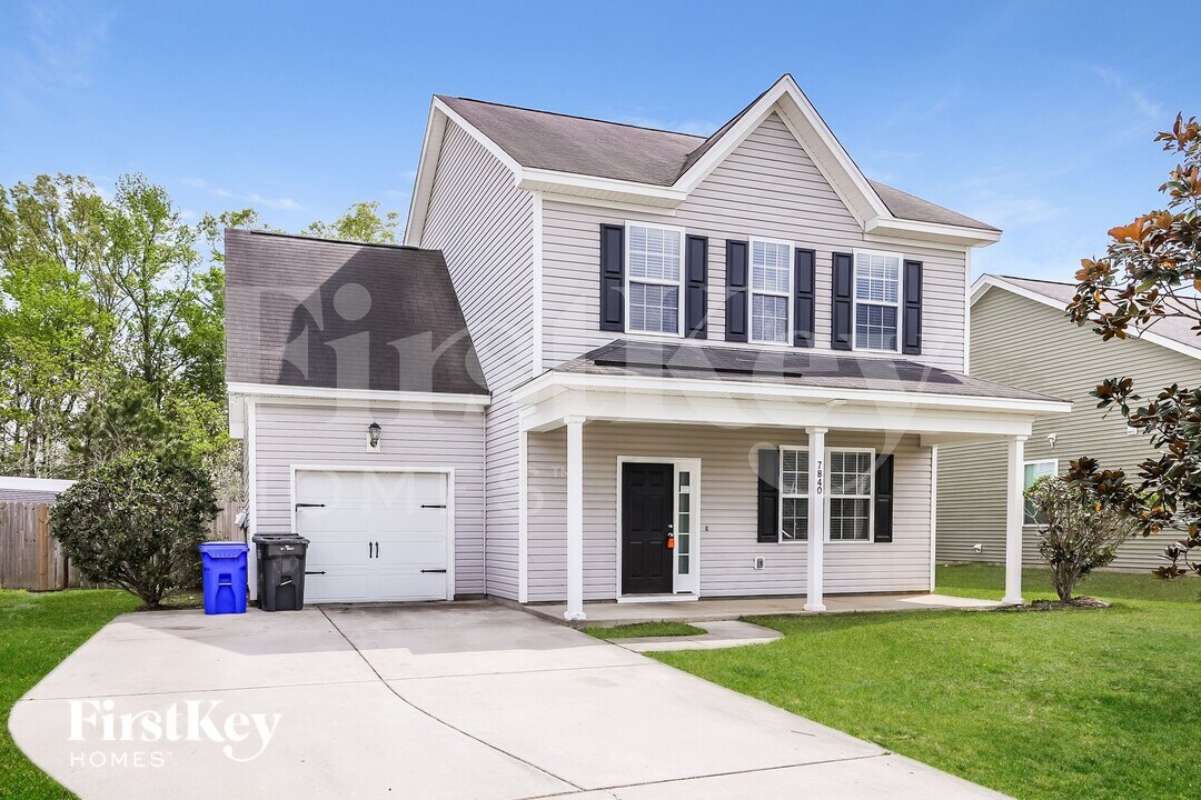 7840 Expedition Dr in North Charleston, SC - Building Photo