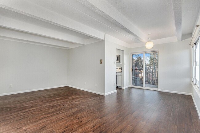 1175 Vine St in Denver, CO - Building Photo - Building Photo