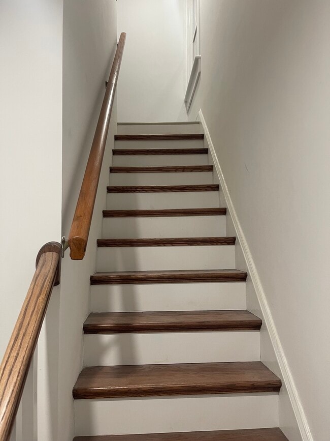 13 Division St W in Greenwich, CT - Foto de edificio - Building Photo