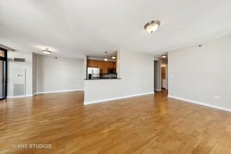 1160 S Michigan Ave, Unit 2603 in Chicago, IL - Building Photo - Building Photo