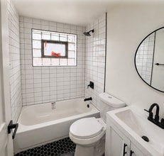 2321 W 81st Pl in Chicago, IL - Building Photo - Building Photo