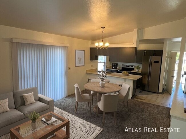 535 Prestonwood Dr in Colorado Springs, CO - Building Photo - Building Photo