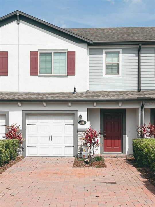108 Cedar Bark Ln in Sanford, FL - Building Photo