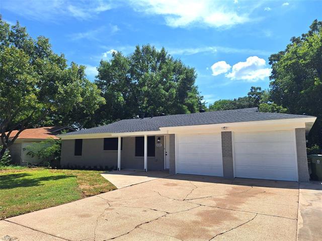 8100 Cross Dr in North Richland Hills, TX - Building Photo - Building Photo