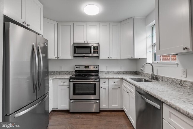 property at 4622 28th Rd S