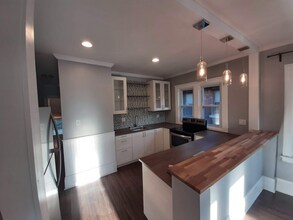 870 Nottingham Rd-Unit -Apt. 2S in Grosse Pointe Park, MI - Building Photo - Building Photo