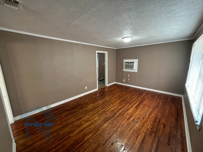 701 4th St in Queen City, TX - Building Photo - Building Photo