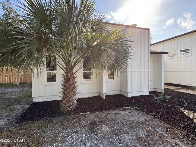 2809 Lagoon Knoll Dr in Panama City Beach, FL - Building Photo - Building Photo