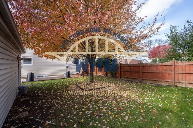 2526 S 96th St in West Allis, WI - Building Photo - Building Photo