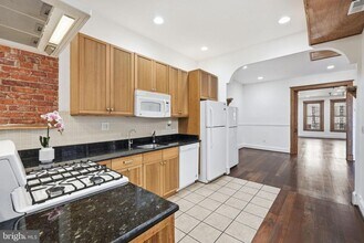 1116 Monroe St NW in Washington, DC - Building Photo - Building Photo