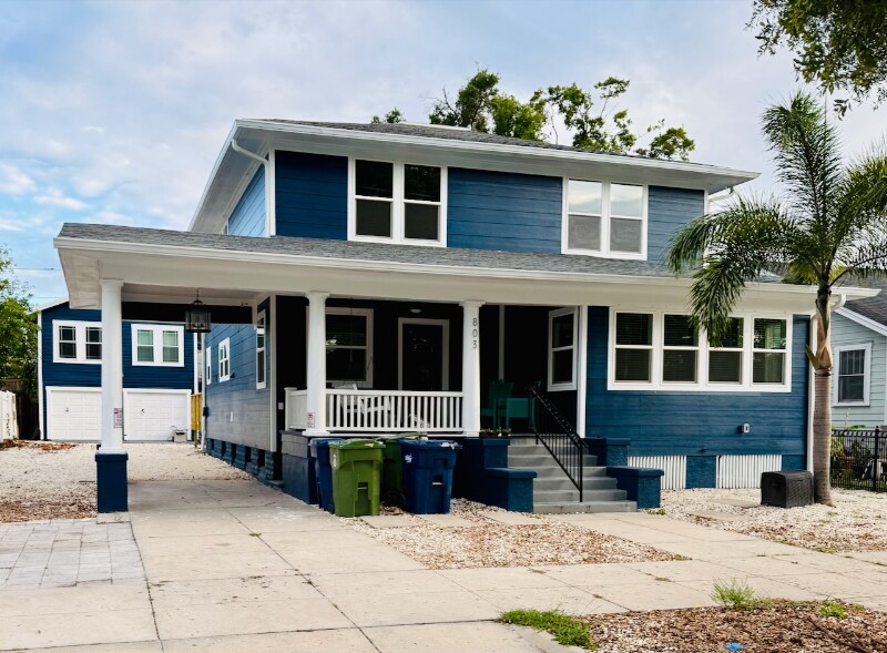 803 E James St in Tampa, FL - Foto de edificio