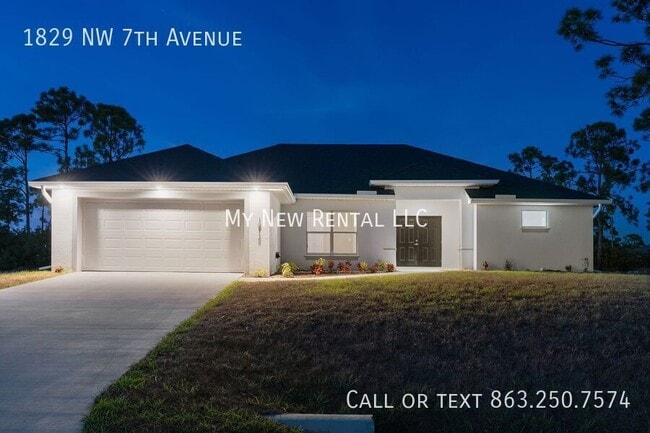 1829 NW 7th Ave in Cape Coral, FL - Foto de edificio - Building Photo