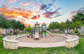 MAA Round Rock in Round Rock, TX - Building Photo - Building Photo