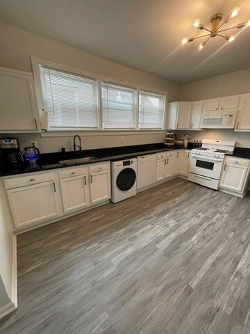 3625 W Shakespeare Ave in Chicago, IL - Building Photo - Building Photo