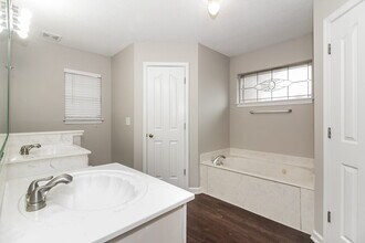 1859 Winners Circle Cove in Southaven, MS - Building Photo - Building Photo