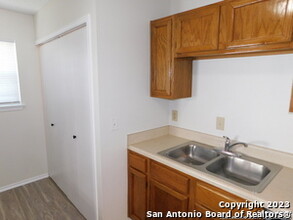 9006 Roquefort in San Antonio, TX - Building Photo - Building Photo