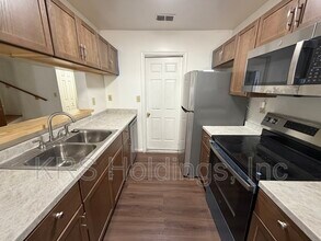 1222 Corkwood Cir in Chesapeake, VA - Building Photo - Building Photo