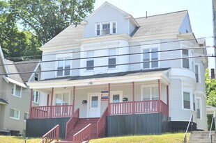 1412 E Genesee St in Syracuse, NY - Building Photo