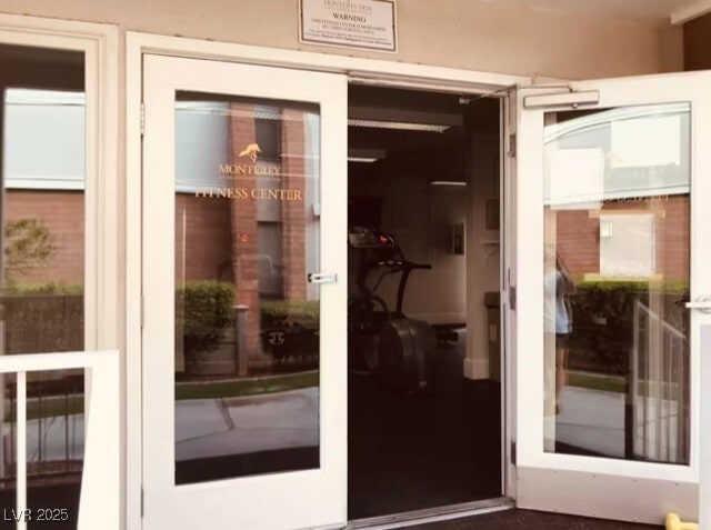 property at 2831 Geary Pl