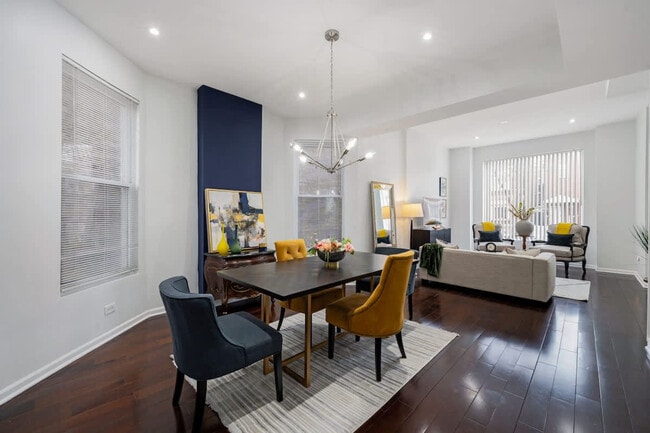 2851 W Wilcox St in Chicago, IL - Building Photo - Building Photo