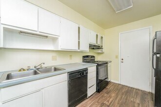 774 Northern Ave in Clarkston, GA - Building Photo - Building Photo