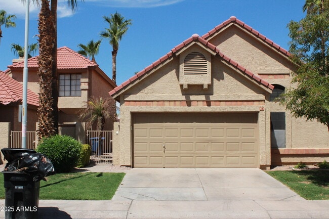 property at 852 N Terrace Rd