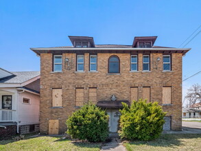 Lakewood Apartments in Detroit, MI - Building Photo - Building Photo