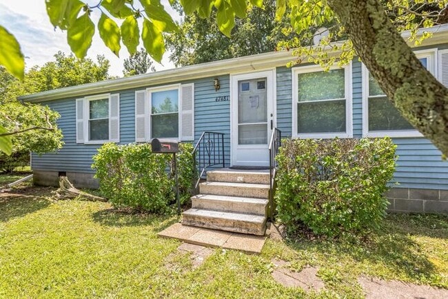 property at 47481 Southampton Dr