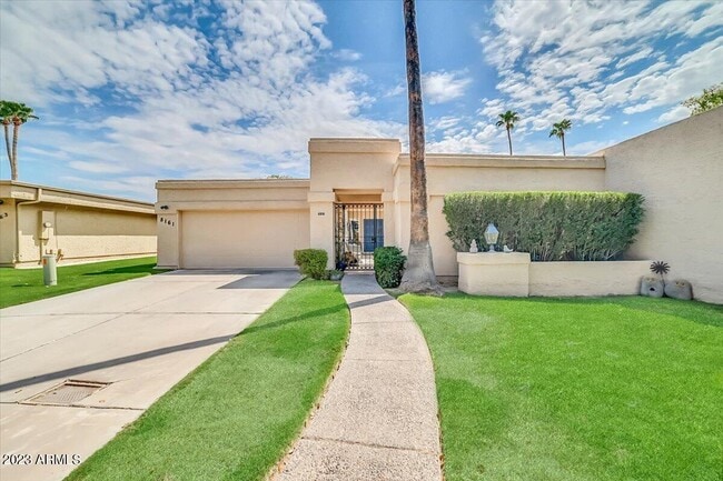 property at 8161 E Del Cuarzo Dr
