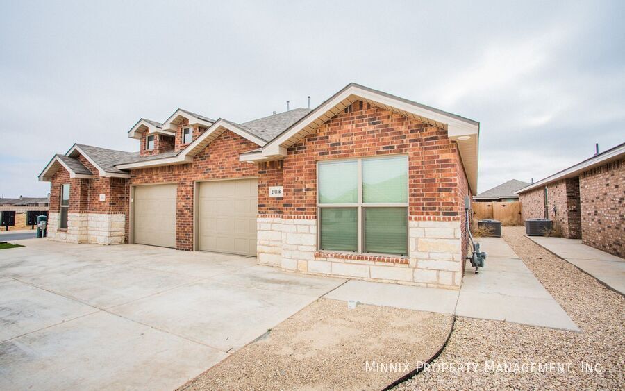 2109 Kokomo Ave, Unit B in Lubbock, TX - Building Photo