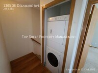1305 SE Delaware Ave photo'