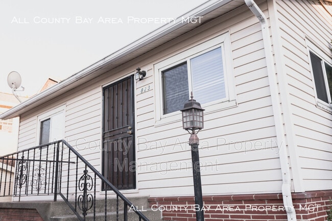 property at 823 6th Ave
