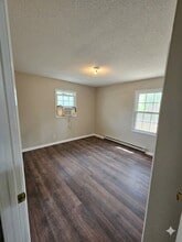 6340 Ginger Cir in Fayetteville, NC - Building Photo - Building Photo