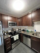 24 Whites Ave in Watertown, MA - Building Photo - Building Photo