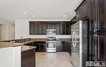 10772 Ridgebrook Dr in Reno, NV - Building Photo - Building Photo