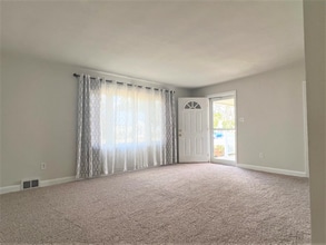 108 E Cochran St in Middletown, DE - Building Photo - Building Photo