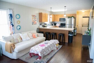 1727 W Ashland Ave in Muncie, IN - Building Photo - Building Photo