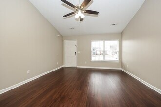 3014 Deer Trail Dr in Spring Hill, TN - Building Photo - Building Photo