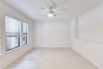 1200 Del Roy Dr in Cedar Park, TX - Building Photo - Building Photo