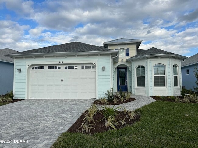 725 Margaritaville Ave in Daytona Beach, FL - Foto de edificio - Building Photo