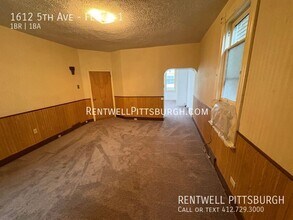 1612 5th Ave in Beaver Falls, PA - Building Photo - Building Photo