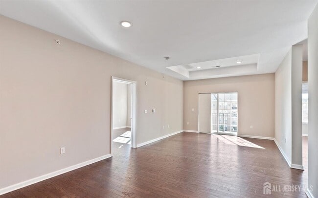 944 Halifax Pl in Trenton, NJ - Building Photo - Building Photo