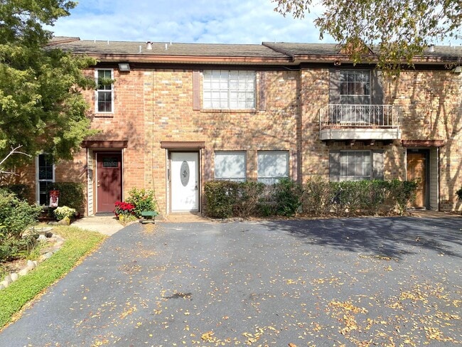 property at 10690 HAZELHURST Dr