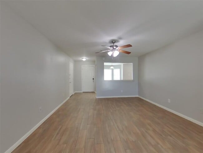 5029 Hauna Ln in Dickinson, TX - Building Photo - Building Photo