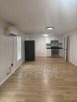 619 E Pierce Ave in Harlingen, TX - Building Photo