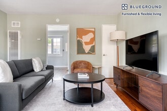 329 Hawthorne Ave-Unit -FL0-ID972 in Palo Alto, CA - Building Photo - Building Photo
