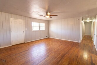 6745 Southwest Pkwy in Wichita Falls, TX - Building Photo - Building Photo