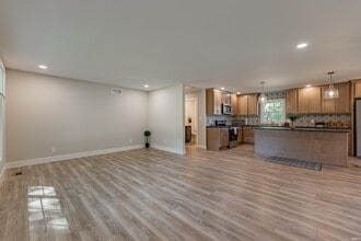 1401 Fuquay Rd in Evansville, IN - Building Photo - Building Photo
