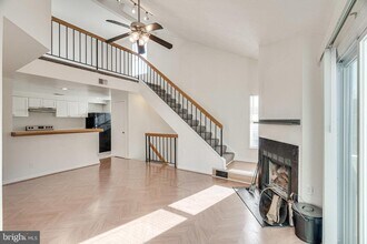 4418 Pembrook Village Dr in Alexandria, VA - Building Photo - Building Photo