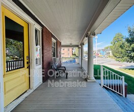 4821 Underwood Ave in Omaha, NE - Building Photo - Building Photo